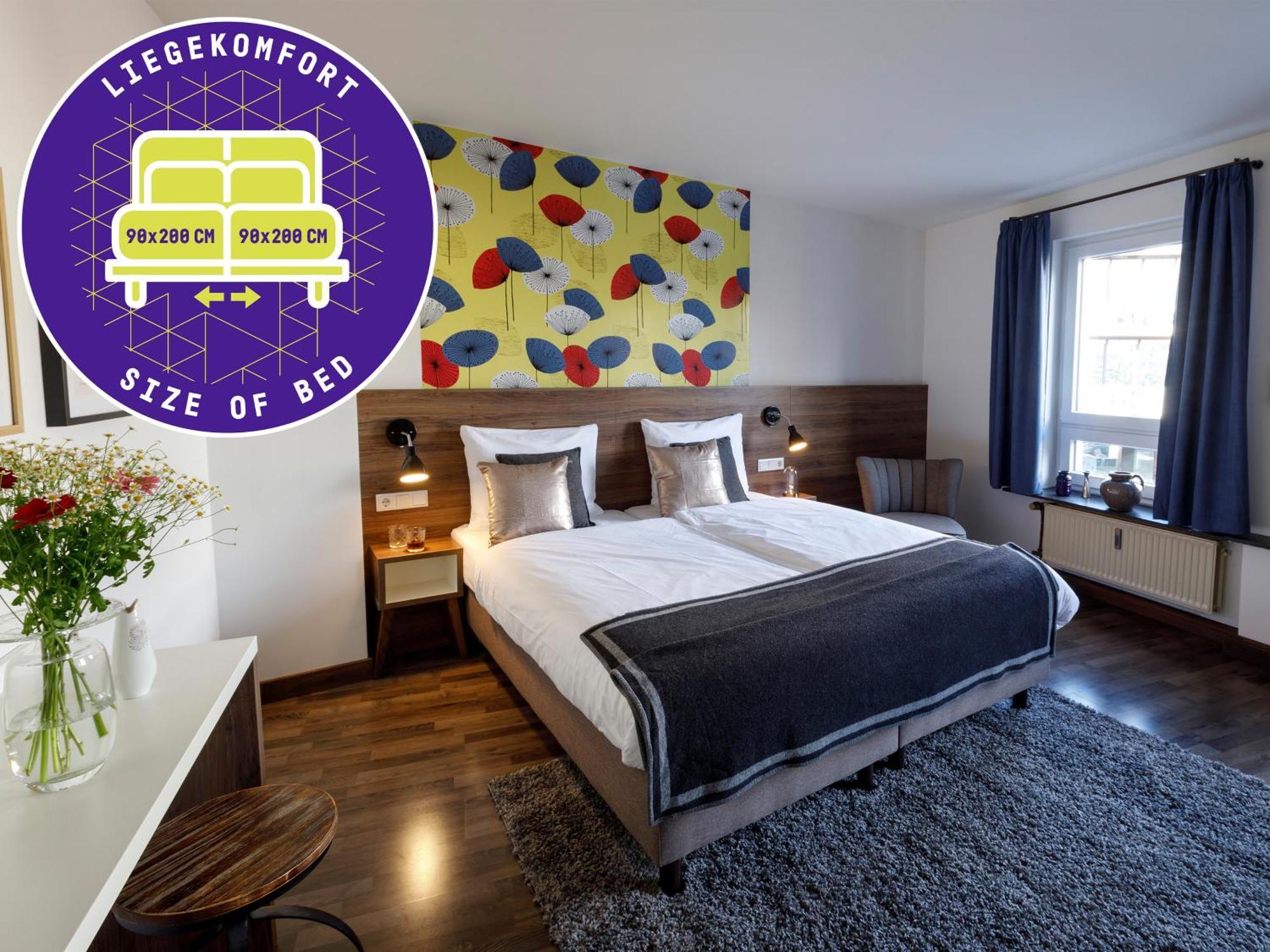 Koncept Hotel Zum Kostbaren Blut Koln Bagian luar foto
