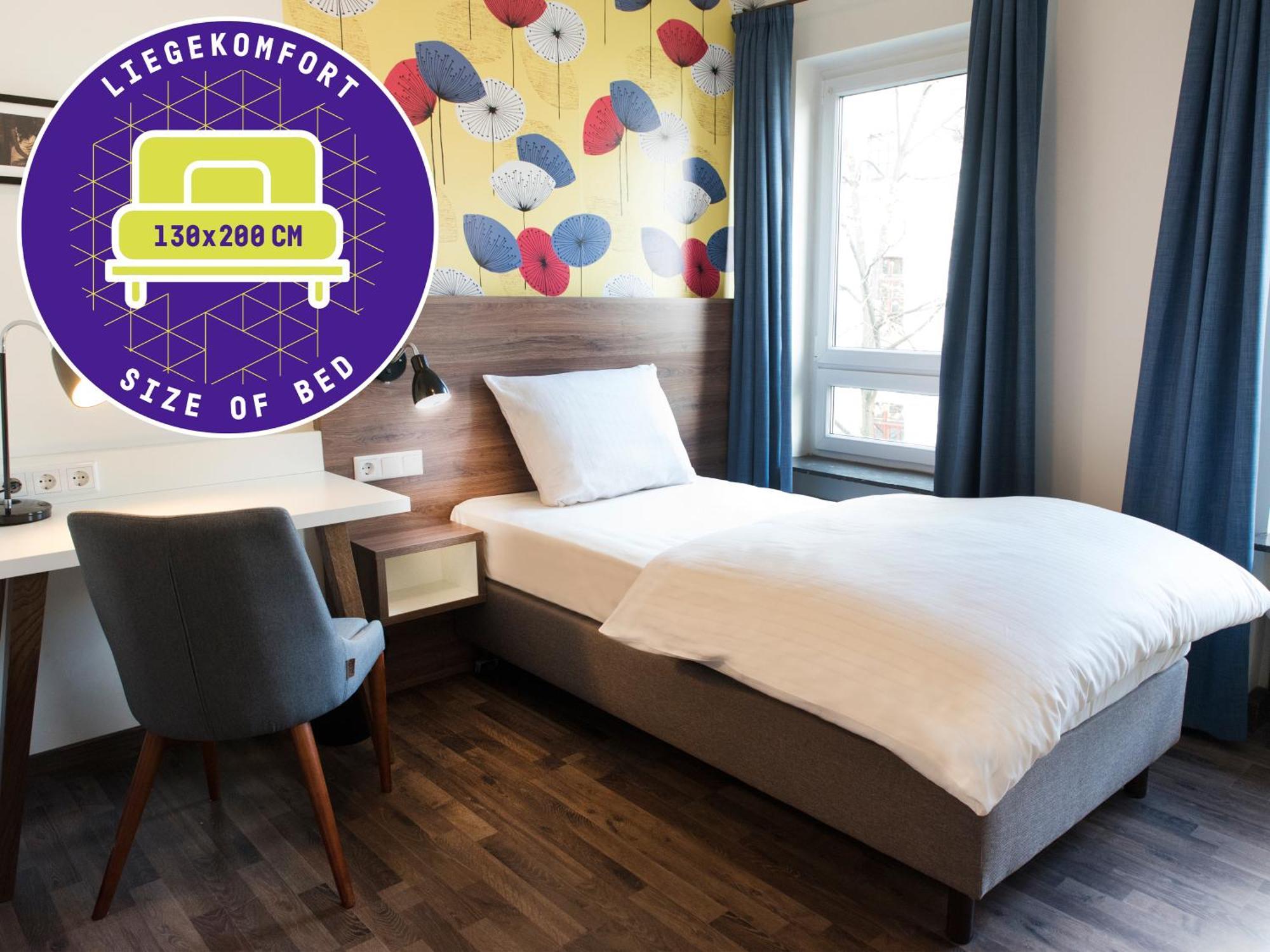 Koncept Hotel Zum Kostbaren Blut Koln Bagian luar foto