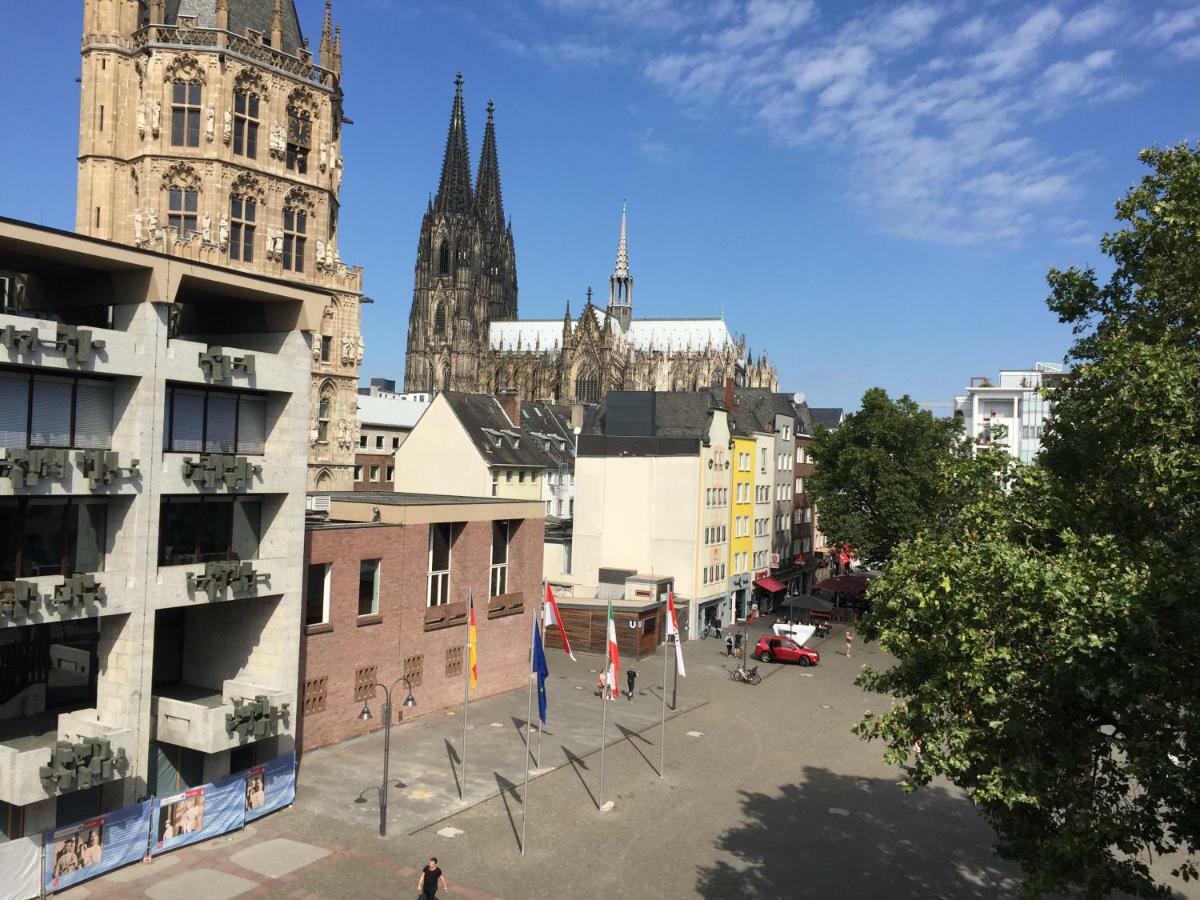 Koncept Hotel Zum Kostbaren Blut Koln Bagian luar foto