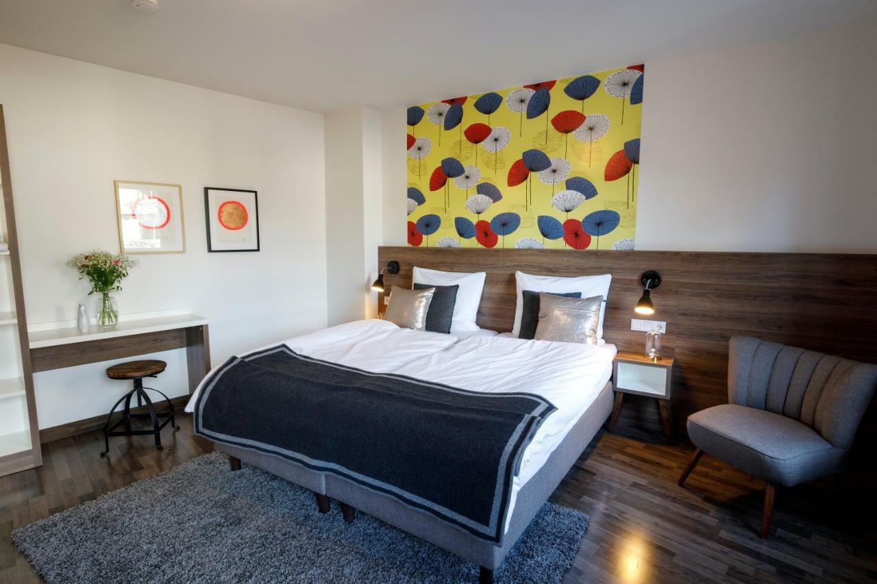 Koncept Hotel Zum Kostbaren Blut Koln Bagian luar foto
